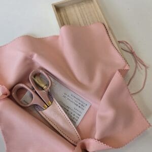 Cohane scissors pink